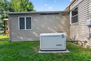 564 Birchwood St, Jackson, MI 49203 - Photo 46