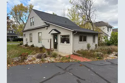 141 W Territorial Road, Battle Creek, MI 49015 - Photo 2