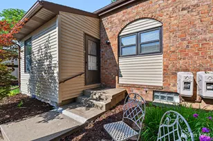 2643 Chatham Woods SE, Grand Rapids, MI 49546 - Photo 2