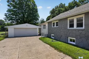 3909 W Michigan Ave W, Battle Creek, MI 49037 - Photo 32