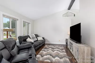 5525 Osborne Avenue SE, Kentwood, MI 49548 - Photo 4