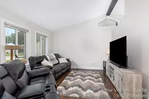 5525 Osborne Ave SE, Kentwood, MI 49548 - Photo 4