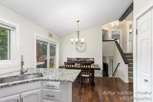 5525 Osborne Ave SE, Kentwood, MI 49548 - Photo 8