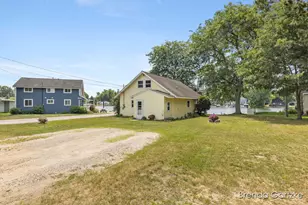 8836 W Suwanee Trail, Howard City, MI 49329 - Photo 28