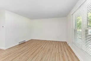 86 7 Mile Rd NE, Comstock Park, MI 49321 - Photo 12