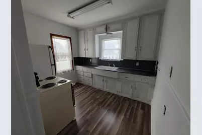 207 N Douglas Street, Bronson, MI 49028 - Photo 2