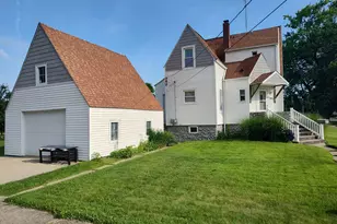 207 N Douglas St, Bronson, MI 49028 - Photo 38
