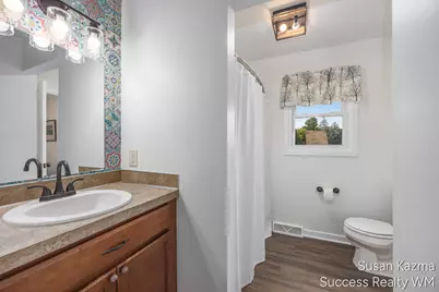 1313 SE Brookridge SE, Grand Rapids, MI 49508 - Photo 10
