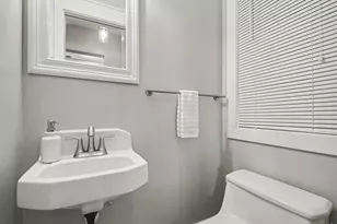 1845 Burton St SE, Grand Rapids, MI 49506 - Photo 16