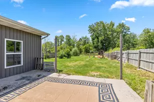 335 N 2nd St, Stanton, MI 48888 - Photo 22