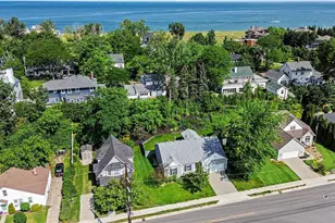 416 Upton Dr, Saint Joseph, MI 49085 - Photo 24