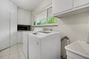 20761 W 13 Mile Rd, Beverly Hills, MI 48025 - Photo 14