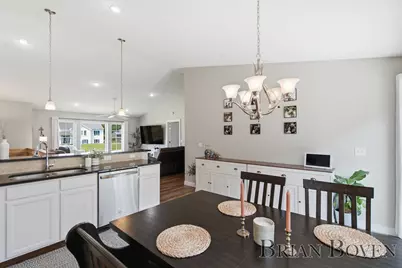 13346 Sunset View Drive NE, Cedar Springs, MI 49319 - Photo 10