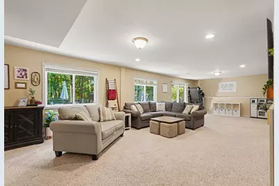 944 Oak Brook Court, Middleville, MI 49333 - Photo 18