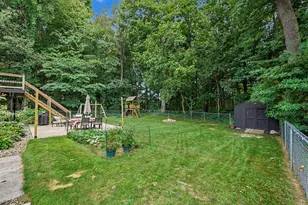 944 Oak Brook Ct, Middleville, MI 49333 - Photo 24