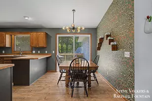 254 Elemeda St, Holland, MI 49424 - Photo 6