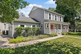 1303 Forres Ave, Saint Joseph, MI 49085 - Photo 4
