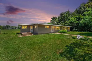 5405 Hartman Rd, Eau Claire, MI 49111 - Photo 36