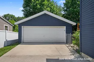 238 Childsdale Ave NE, Rockford, MI 49341 - Photo 24