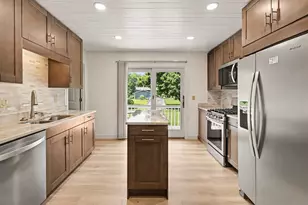 8116 Hyde Rd, Clark Lake, MI 49234 - Photo 10