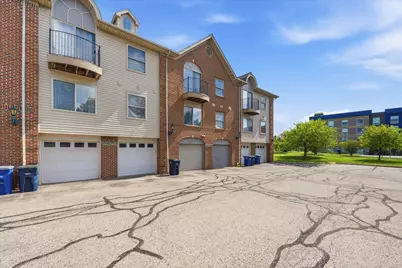 2910 Signature Boulevard, Ann Arbor, MI 48103 - Photo 32