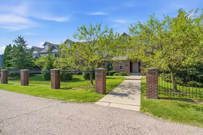 2910 Signature Boulevard, Ann Arbor, MI 48103 - Photo 4