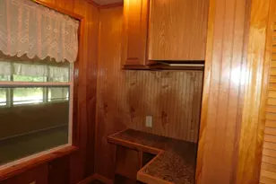 19278 Dutch Settlement St, Cassopolis, MI 49031 - Photo 10