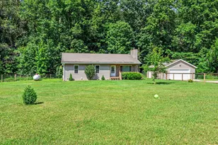 304 19th St, Otsego, MI 49078 - Photo 1