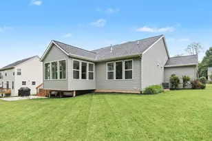 3899 Autumn Acres Dr NE, Rockford, MI 49341 - Photo 18