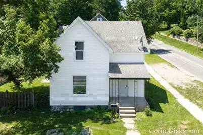 546 N Michigan Avenue, Hastings, MI 49058 - Photo 1