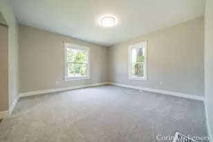 546 N Michigan Ave, Hastings, MI 49058 - Photo 8