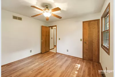 827 Shadybrook Drive, Holland, MI 49424 - Photo 10