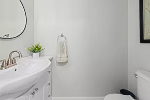 19631 Neptune Ct, Northville, MI 48167 - Photo 32