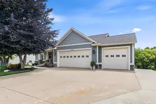 1840 Planters Row Dr SW, Byron Center, MI 49315 - Photo 2