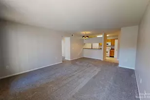 2785 S Knightsbridge Cir, Ann Arbor, MI 48105 - Photo 6