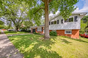 1726 Devon St, Ypsilanti, MI 48198 - Photo 2