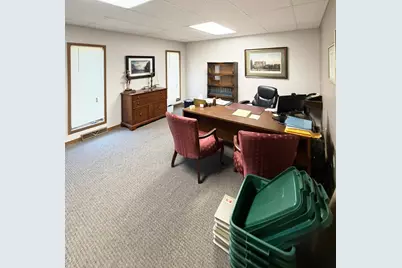 3 Heritage Oak Lane #Entire bldg, Battle Creek, MI 49015 - Photo 8