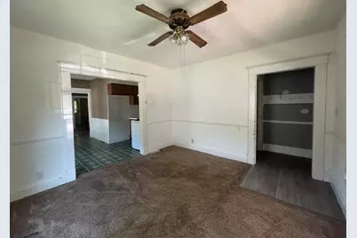 217 Lester Avenue, Dowagiac, MI 49047 - Photo 4