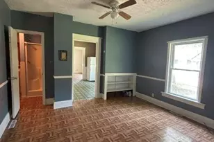 217 Lester Ave, Dowagiac, MI 49047 - Photo 2