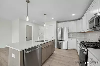 916 Indiana Avenue #15, South Haven, MI 49090 - Photo 2