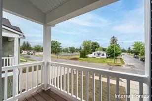916 Indiana Ave, South Haven, MI 49090 - Photo 8