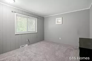 1911 Benjamin Ave NE, Grand Rapids, MI 49505 - Photo 14