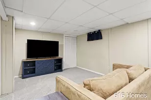 1911 Benjamin Ave NE, Grand Rapids, MI 49505 - Photo 20