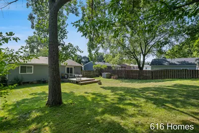 1911 Benjamin Avenue NE, Grand Rapids, MI 49505 - Photo 28