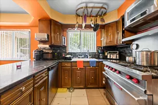 24319 Tamarack Trail, Southfield, MI 48075 - Photo 10