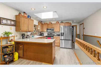 1171 Runway Drive SW, Byron Center, MI 49315 - Photo 4