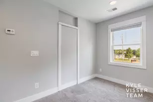 2412 Lake Dr SE, East Grand Rapids, MI 49506 - Photo 38