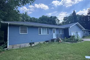 518 Lincoln Rd, Otsego, MI 49078 - Photo 2