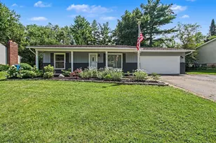 9155 Satelite Dr, White Lake, MI 48386 - Photo 4