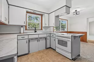 1916 Manning Ave NW, Grand Rapids, MI 49534 - Photo 8